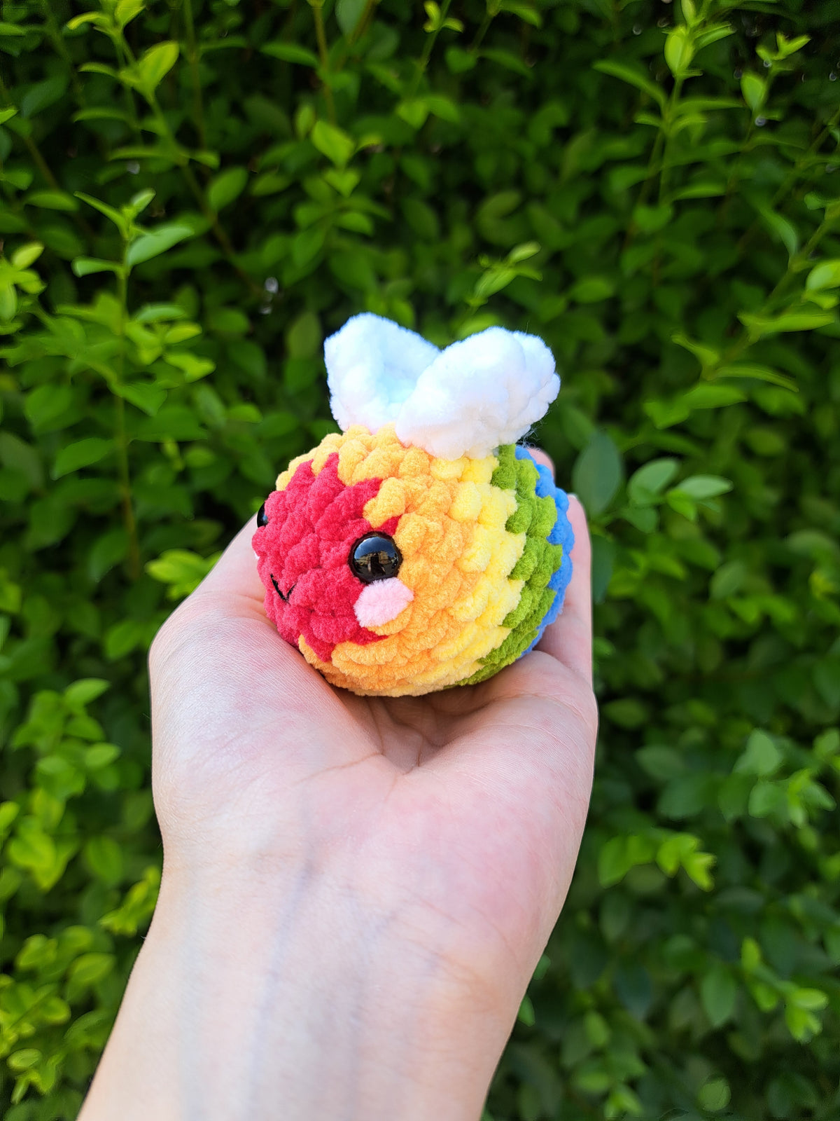 LGBTQIA+ Pride Bienen gehäkelt - Queer Pride Regenbogen