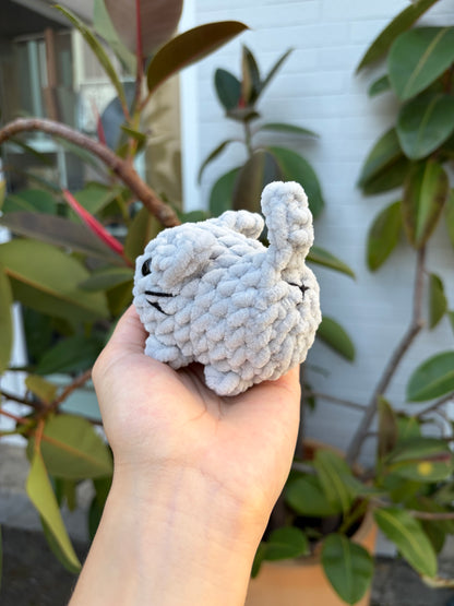 Mini Katze gehäkelt