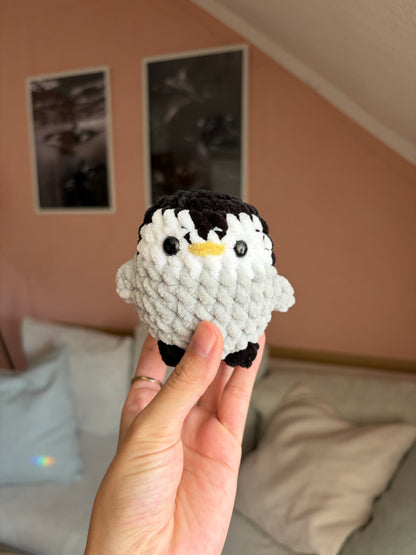 Pinguin gehäkelt